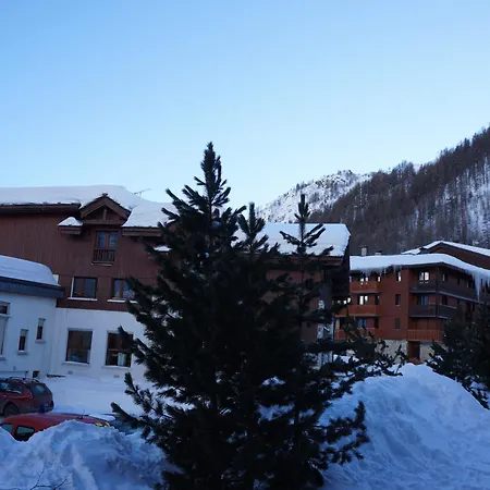 Avec Balcon Et Animaux Acceptes, - Fr-1-694-239 * Val-dʼIsère